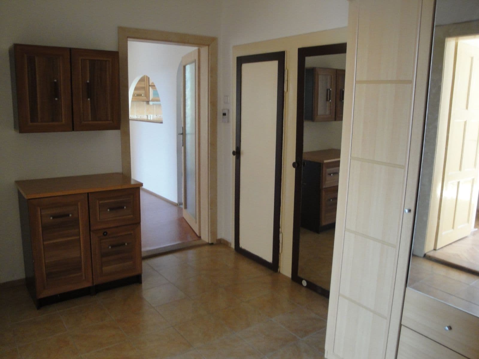 Prenájom bytu 3-izbový 87 m², Na Rozcestí, Praha, Praha Prenájom bytu 3-izbový 87 m², Na Rozcestí, Praha, Praha