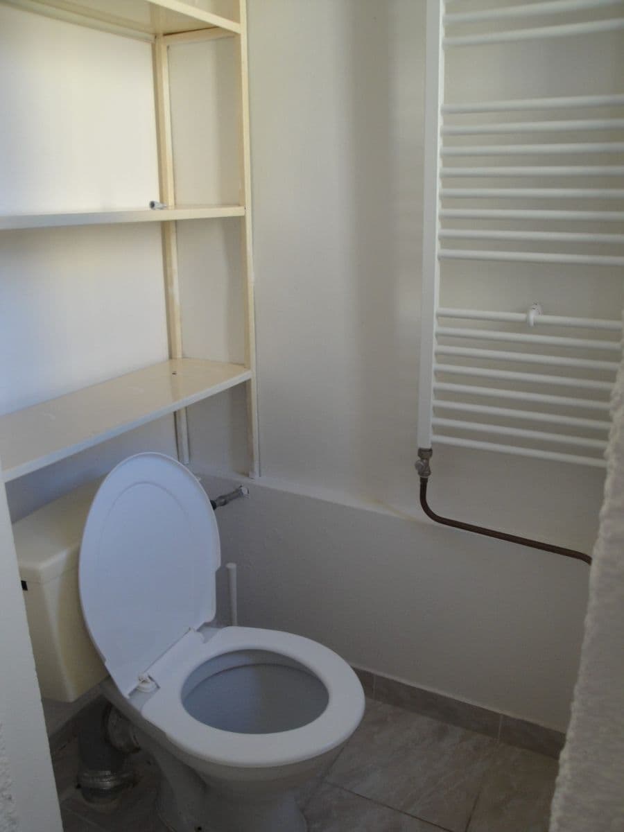 Prenájom bytu 3-izbový 87 m², Na Rozcestí, Praha, Praha Prenájom bytu 3-izbový 87 m², Na Rozcestí, Praha, Praha