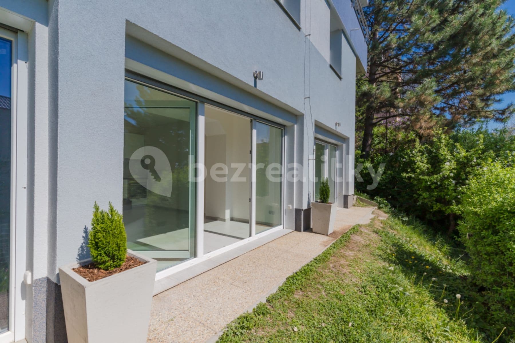 Prenájom bytu 1-izbový 28 m², Na Vysočanských Vinicích, Praha, Praha Prenájom bytu 1-izbový 28 m², Na Vysočanských Vinicích, Praha, Praha