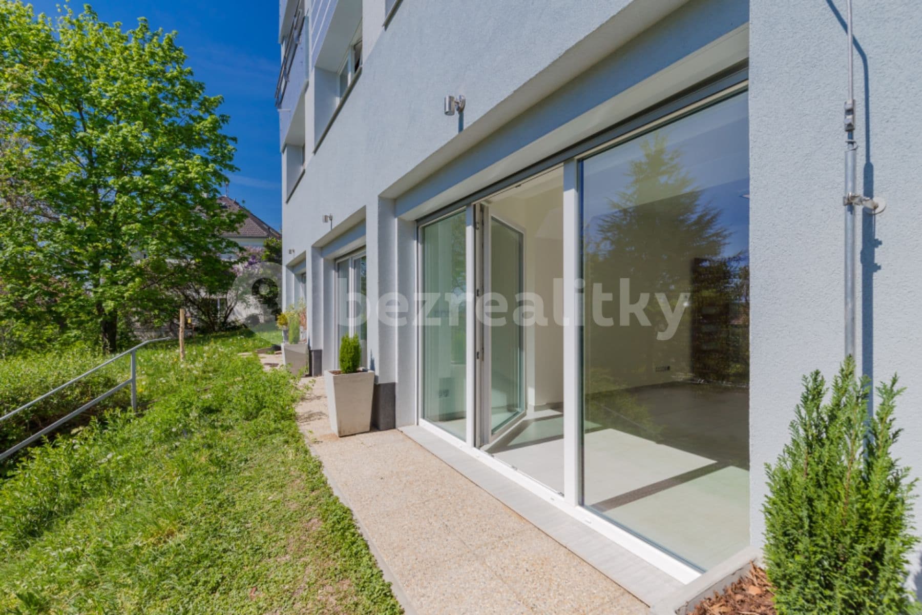 Prenájom bytu 1-izbový 28 m², Na Vysočanských Vinicích, Praha, Praha Prenájom bytu 1-izbový 28 m², Na Vysočanských Vinicích, Praha, Praha