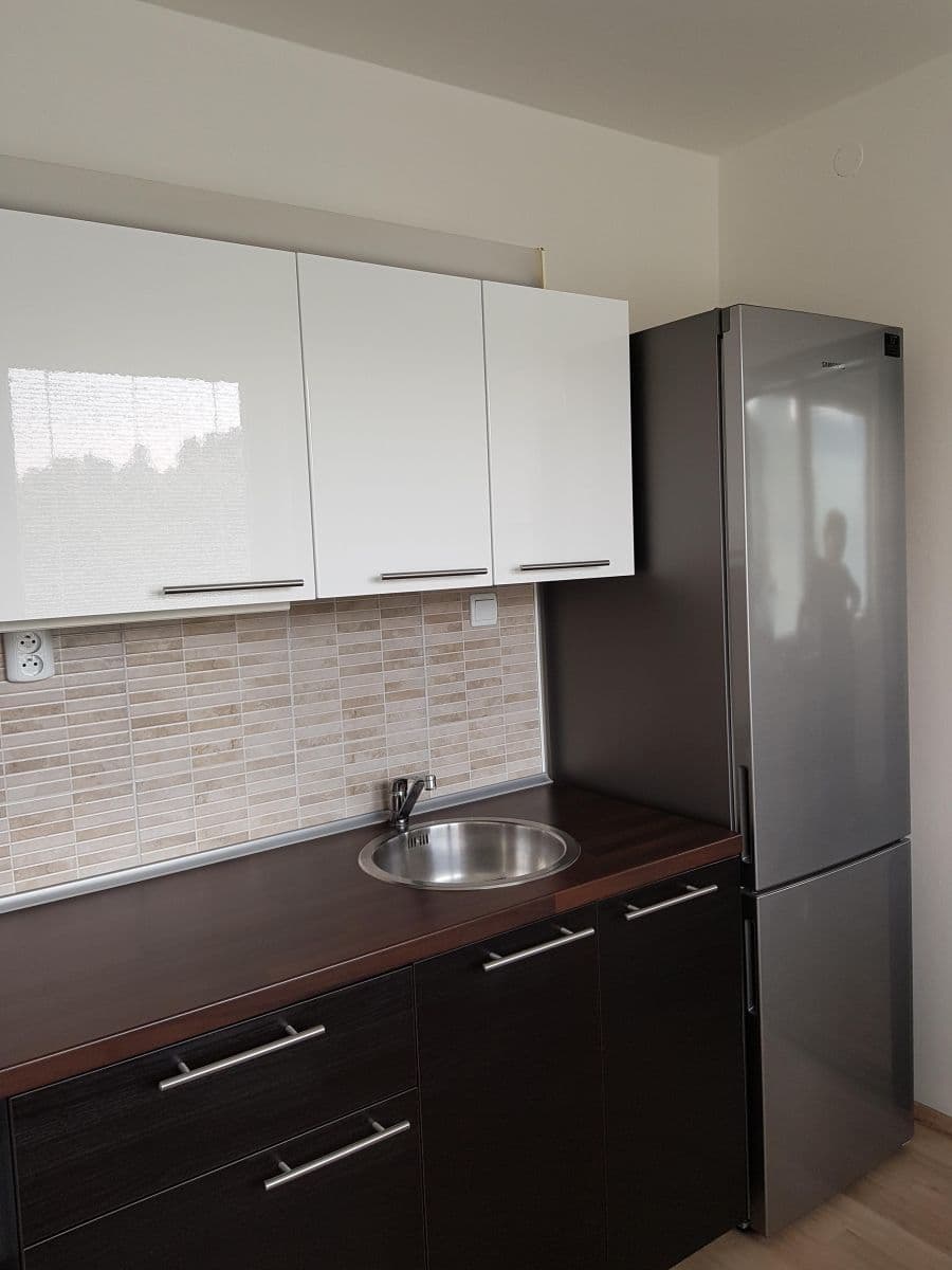 Prenájom bytu 2-izbový 56 m², Hvězdná, Liberec, Liberecký kraj Prenájom bytu 2-izbový 56 m², Hvězdná, Liberec, Liberecký kraj