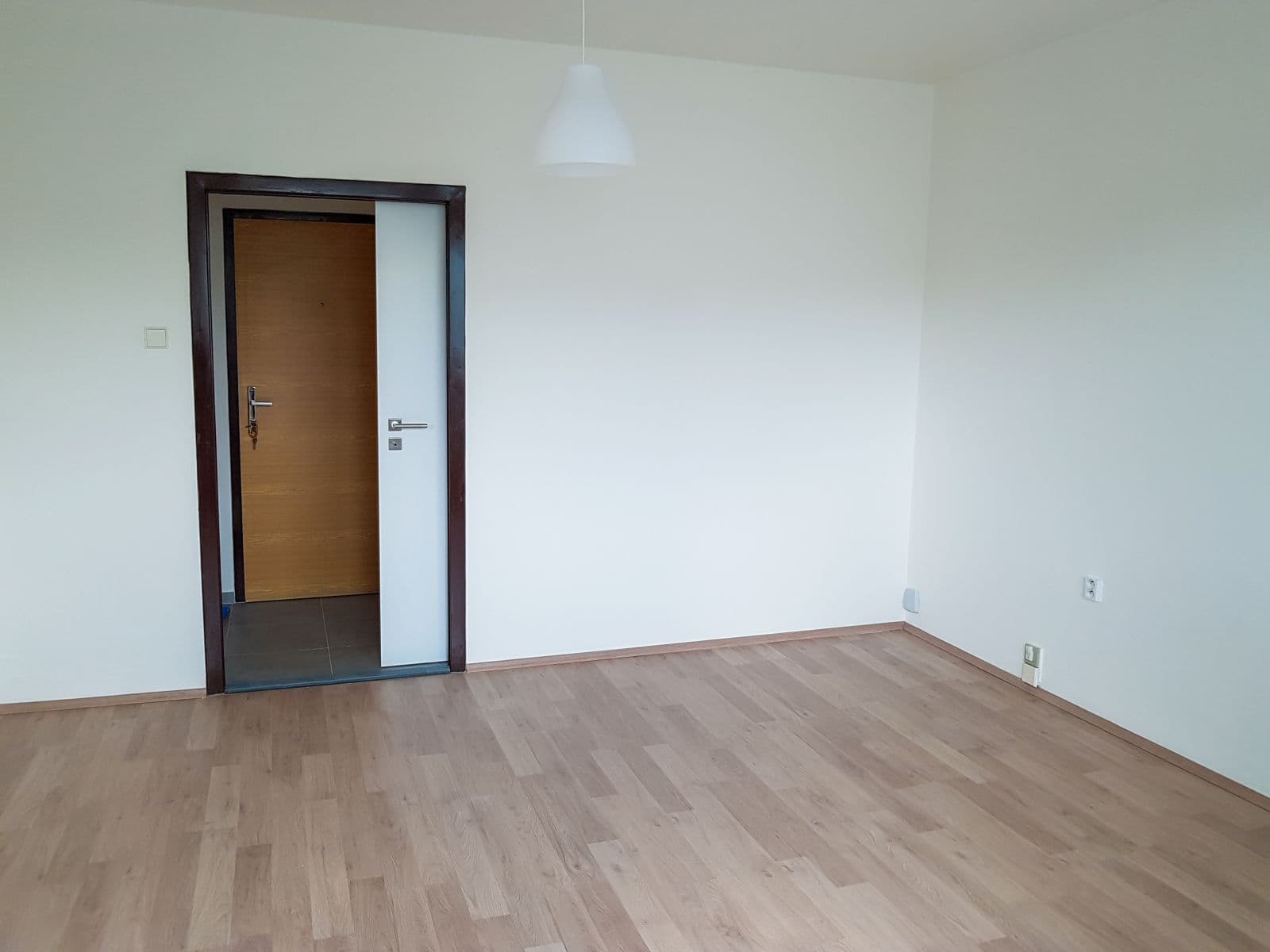 Prenájom bytu 2-izbový 56 m², Hvězdná, Liberec, Liberecký kraj Prenájom bytu 2-izbový 56 m², Hvězdná, Liberec, Liberecký kraj