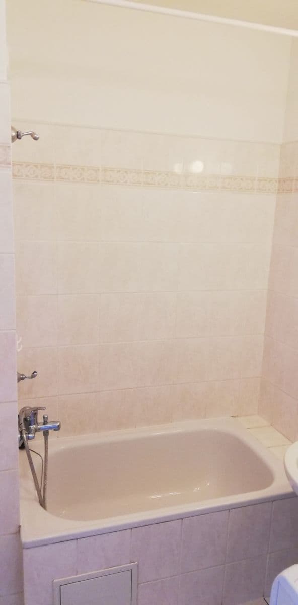 Prenájom bytu 1-izbový 36 m², Morseova, Praha, Praha Prenájom bytu 1-izbový 36 m², Morseova, Praha, Praha
