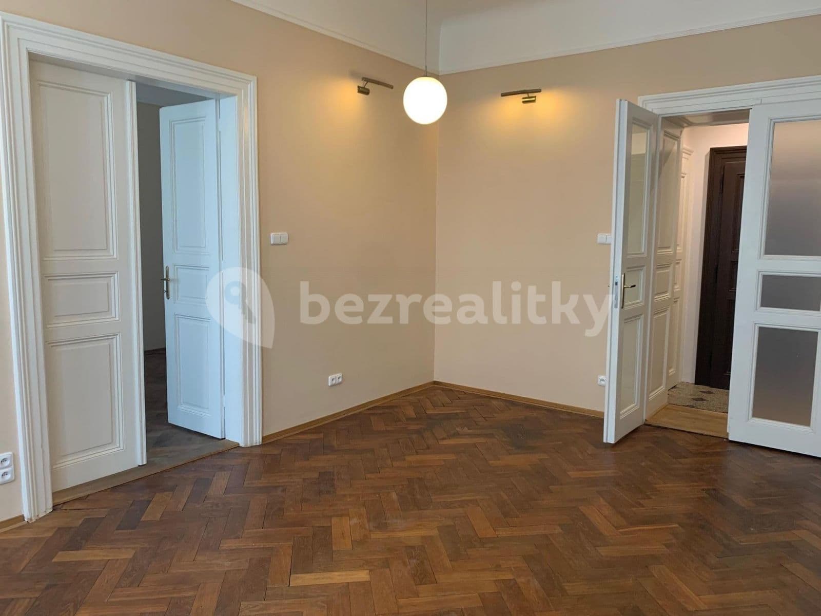 Prenájom bytu 2-izbový 66 m², Milady Horákové, Praha, Praha Prenájom bytu 2-izbový 66 m², Milady Horákové, Praha, Praha