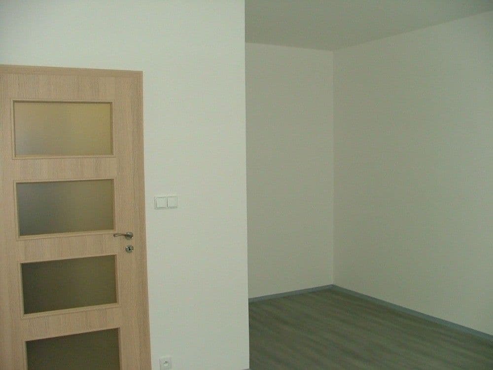 Prenájom bytu 1-izbový 35 m², Na Honech I, Zlín, Zlínský kraj Prenájom bytu 1-izbový 35 m², Na Honech I, Zlín, Zlínský kraj