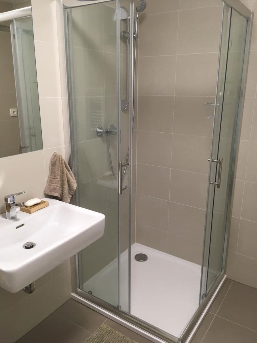Prenájom bytu 1-izbový 33 m², Hlaváčkova, Praha, Praha Prenájom bytu 1-izbový 33 m², Hlaváčkova, Praha, Praha