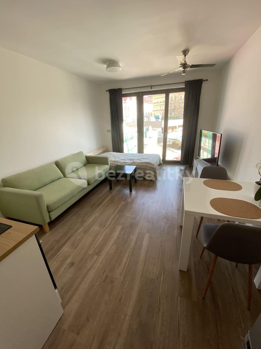 Prenájom bytu 1-izbový 28 m², Bassova, Praha, Praha Prenájom bytu 1-izbový 28 m², Bassova, Praha, Praha
