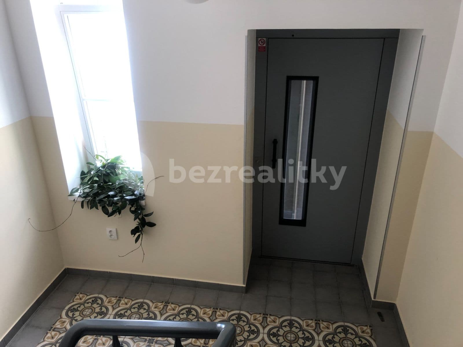 Prenájom bytu 2-izbový 65 m², U Studánky, Praha, Praha Prenájom bytu 2-izbový 65 m², U Studánky, Praha, Praha