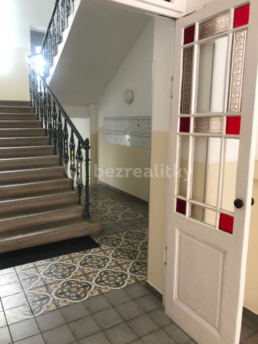 Prenájom bytu 2-izbový 65 m², U Studánky, Praha, Praha Prenájom bytu 2-izbový 65 m², U Studánky, Praha, Praha