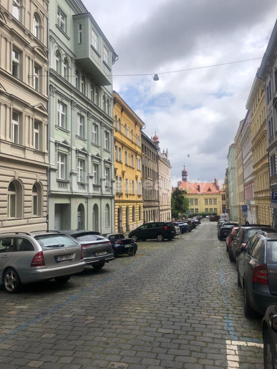 Prenájom bytu 2-izbový 65 m², U Studánky, Praha, Praha Prenájom bytu 2-izbový 65 m², U Studánky, Praha, Praha
