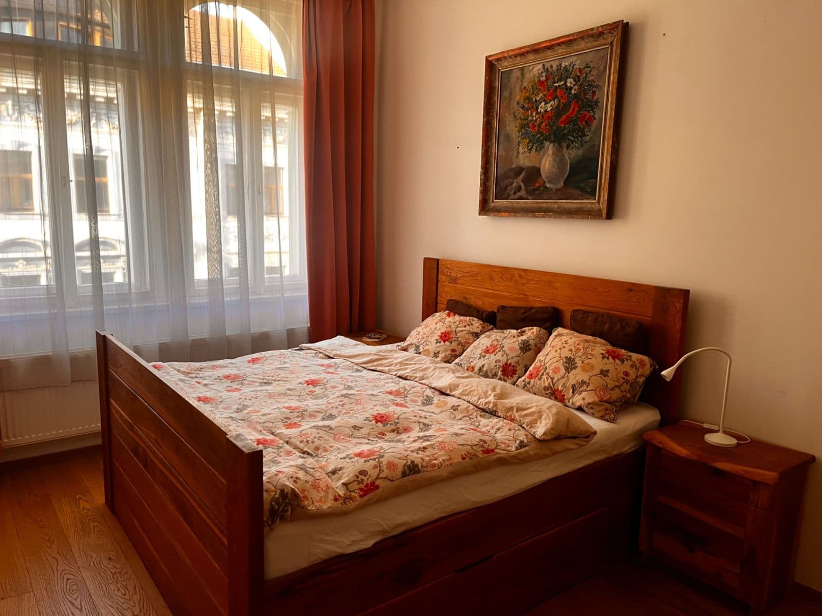 Prenájom bytu 2-izbový 65 m², U Studánky, Praha, Praha Prenájom bytu 2-izbový 65 m², U Studánky, Praha, Praha