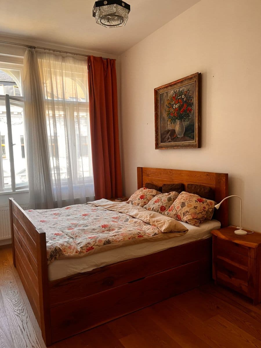 Prenájom bytu 2-izbový 65 m², U Studánky, Praha, Praha Prenájom bytu 2-izbový 65 m², U Studánky, Praha, Praha