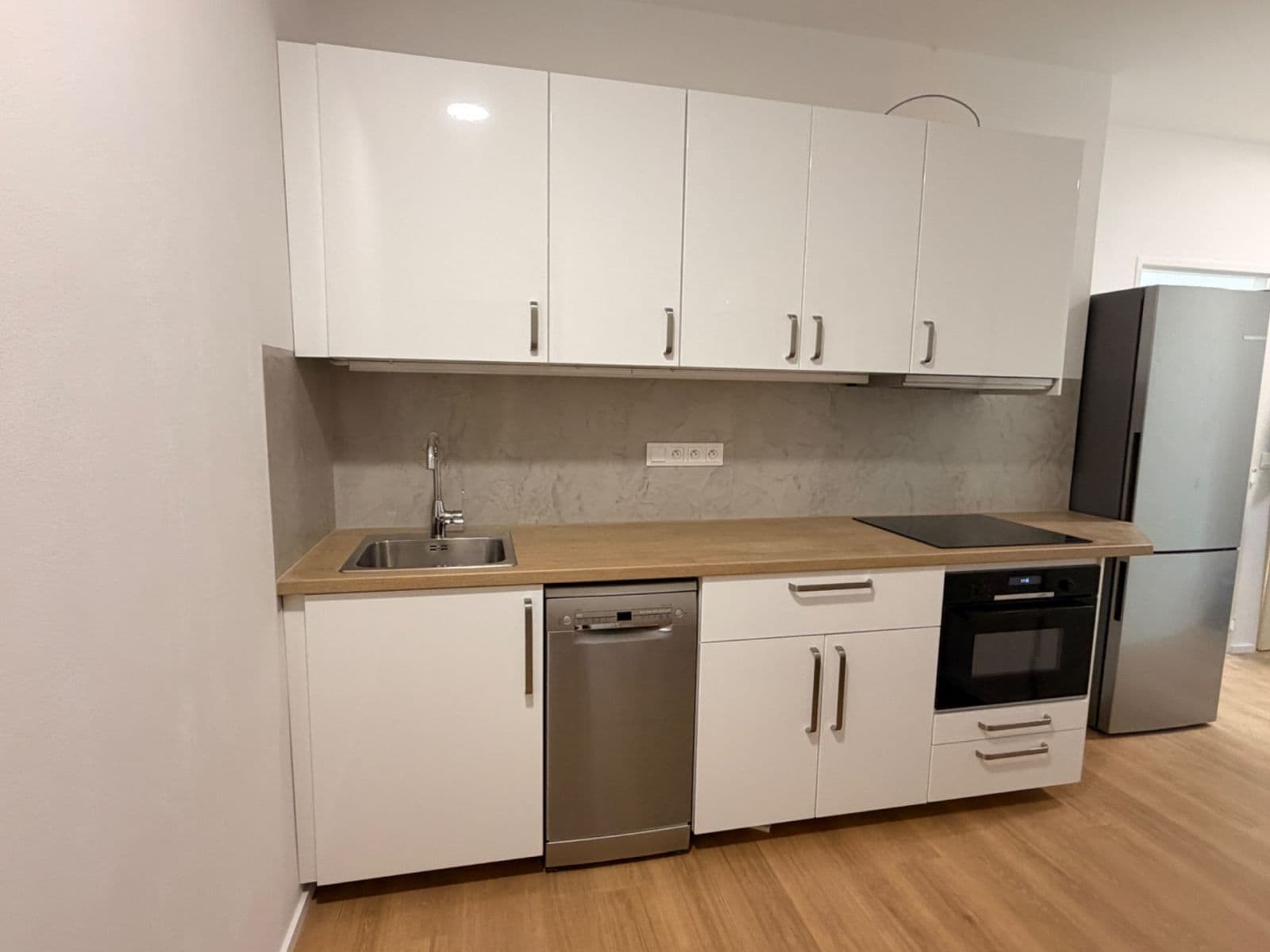 Prenájom bytu 2-izbový 51 m², Terronská, Praha, Praha Prenájom bytu 2-izbový 51 m², Terronská, Praha, Praha