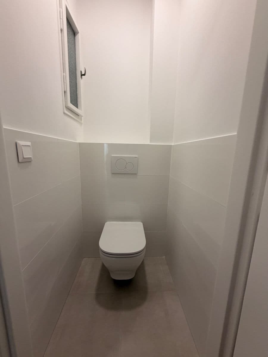 Prenájom bytu 2-izbový 51 m², Terronská, Praha, Praha Prenájom bytu 2-izbový 51 m², Terronská, Praha, Praha