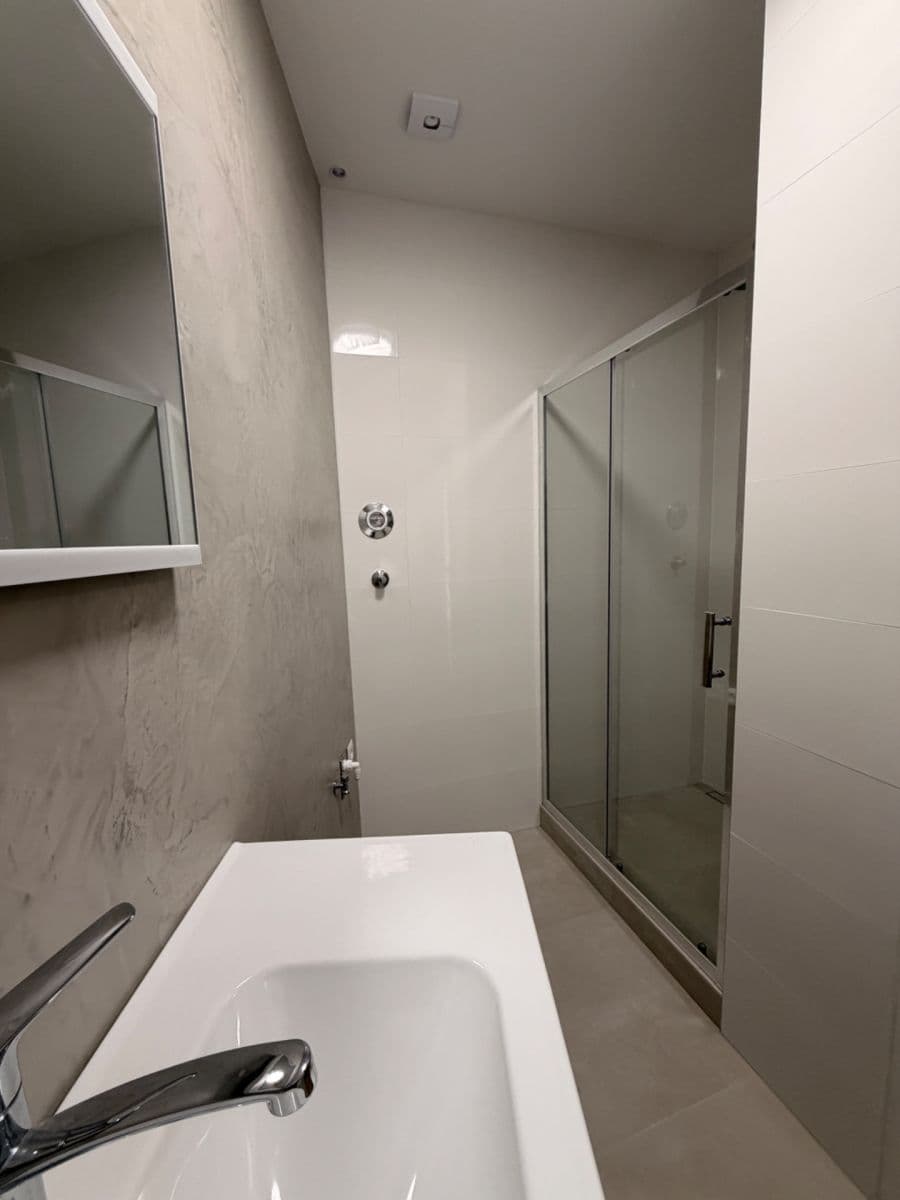 Prenájom bytu 2-izbový 51 m², Terronská, Praha, Praha Prenájom bytu 2-izbový 51 m², Terronská, Praha, Praha