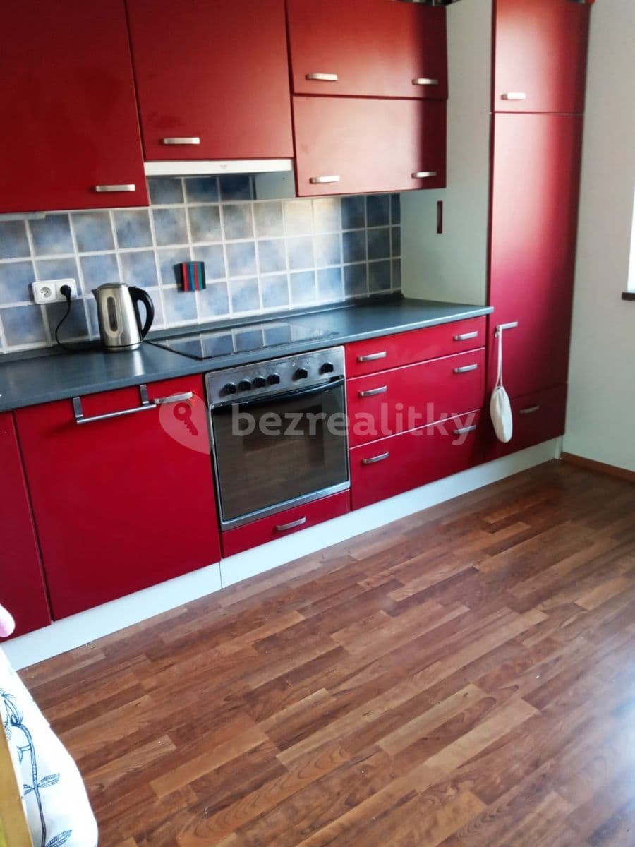 Prenájom bytu 2-izbový 84 m², Ohradní, Kamenice, Středočeský kraj Prenájom bytu 2-izbový 84 m², Ohradní, Kamenice, Středočeský kraj