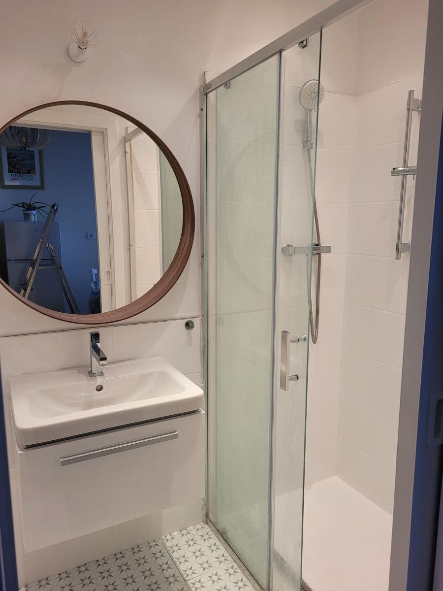 Prenájom bytu 1-izbový 43 m², Kamenická, Praha, Praha Prenájom bytu 1-izbový 43 m², Kamenická, Praha, Praha