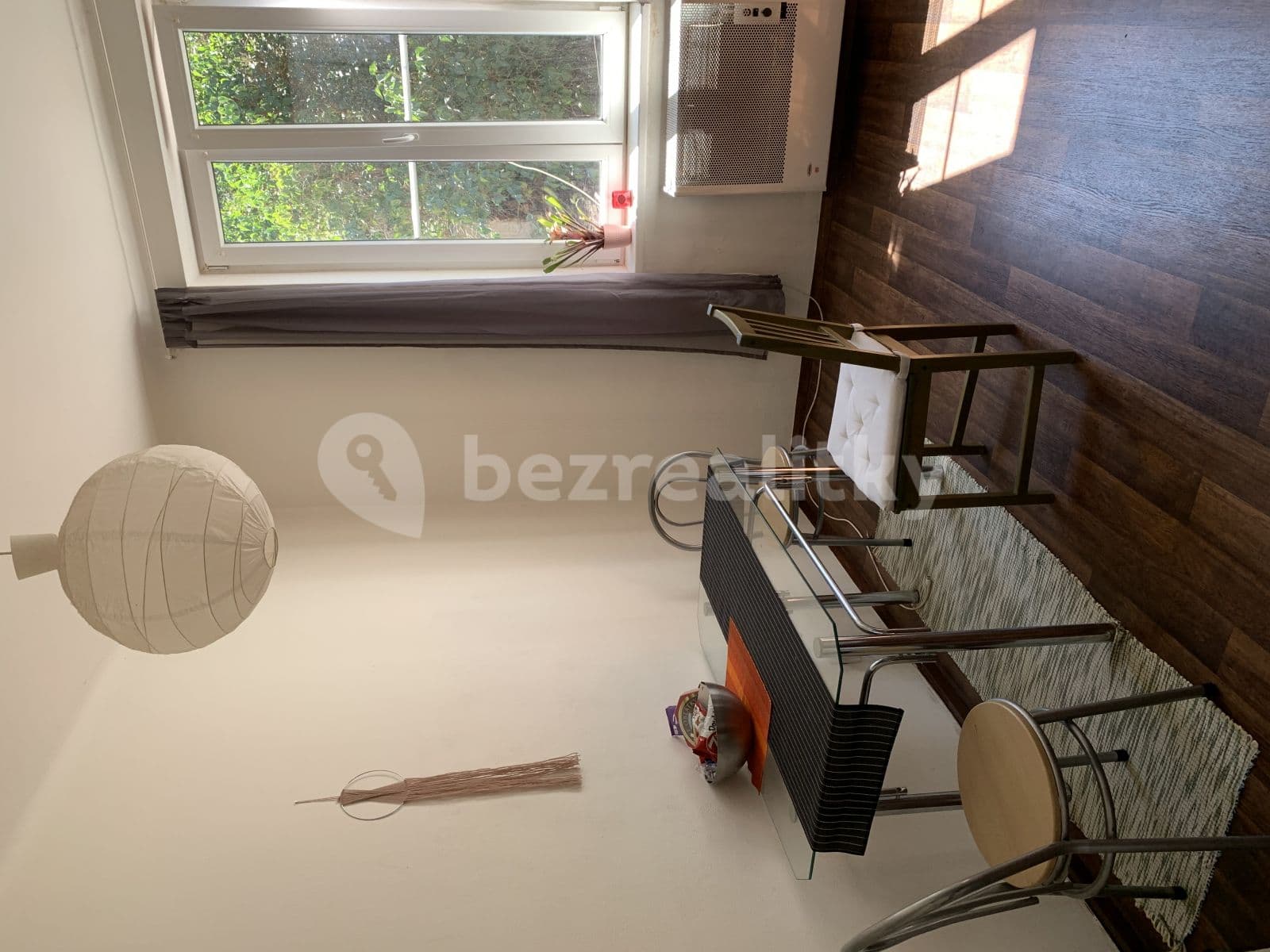 Prenájom bytu 1-izbový 30 m², Nad Koulkou, Praha, Praha Prenájom bytu 1-izbový 30 m², Nad Koulkou, Praha, Praha