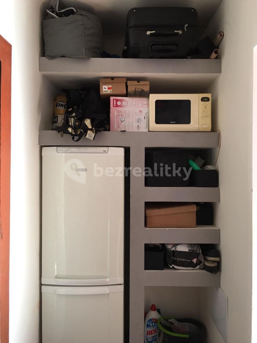 Prenájom bytu 1-izbový 30 m², Nad Koulkou, Praha, Praha Prenájom bytu 1-izbový 30 m², Nad Koulkou, Praha, Praha