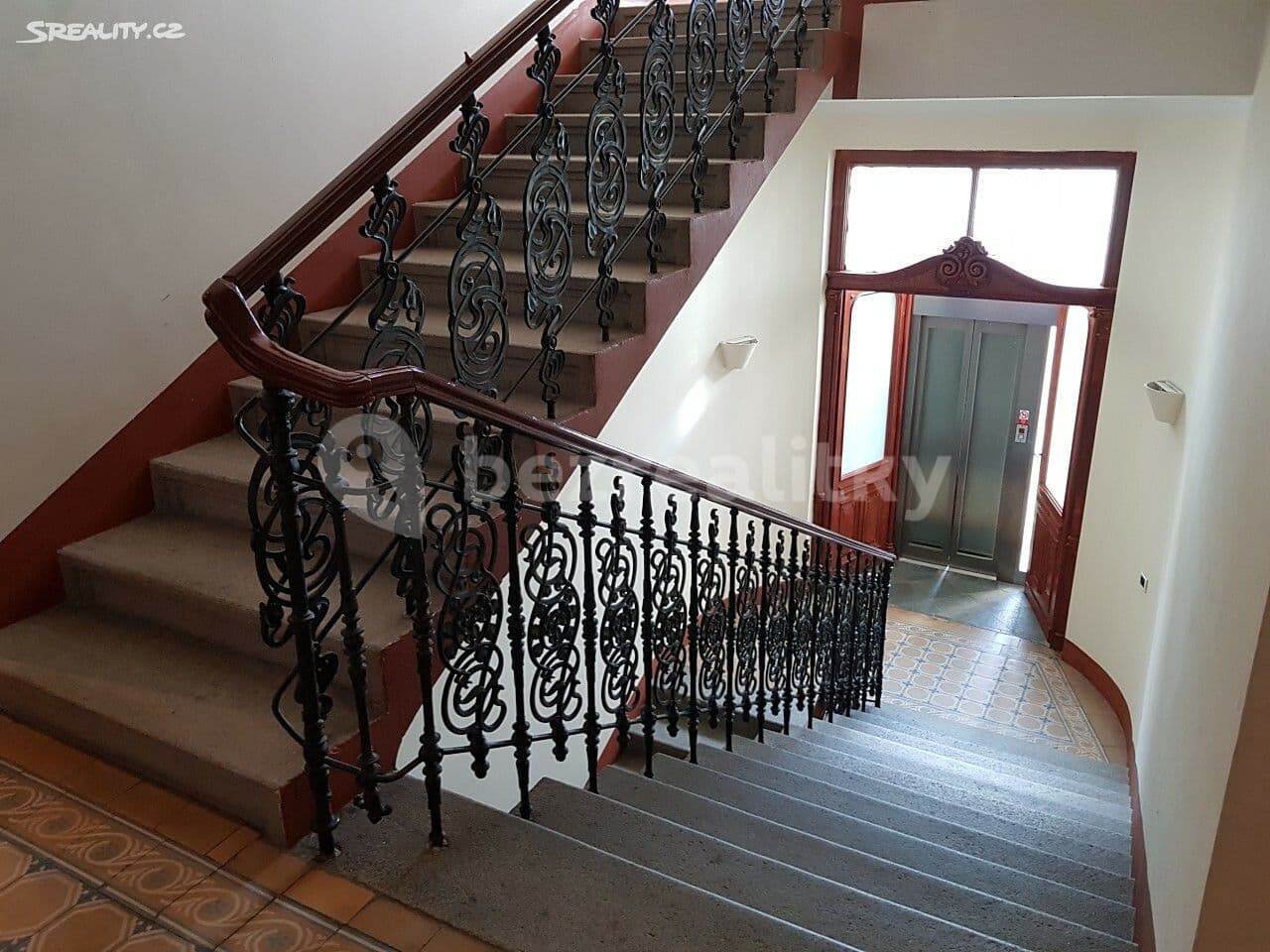 Prenájom bytu 2-izbový 50 m², Korunní, Praha, Praha Prenájom bytu 2-izbový 50 m², Korunní, Praha, Praha