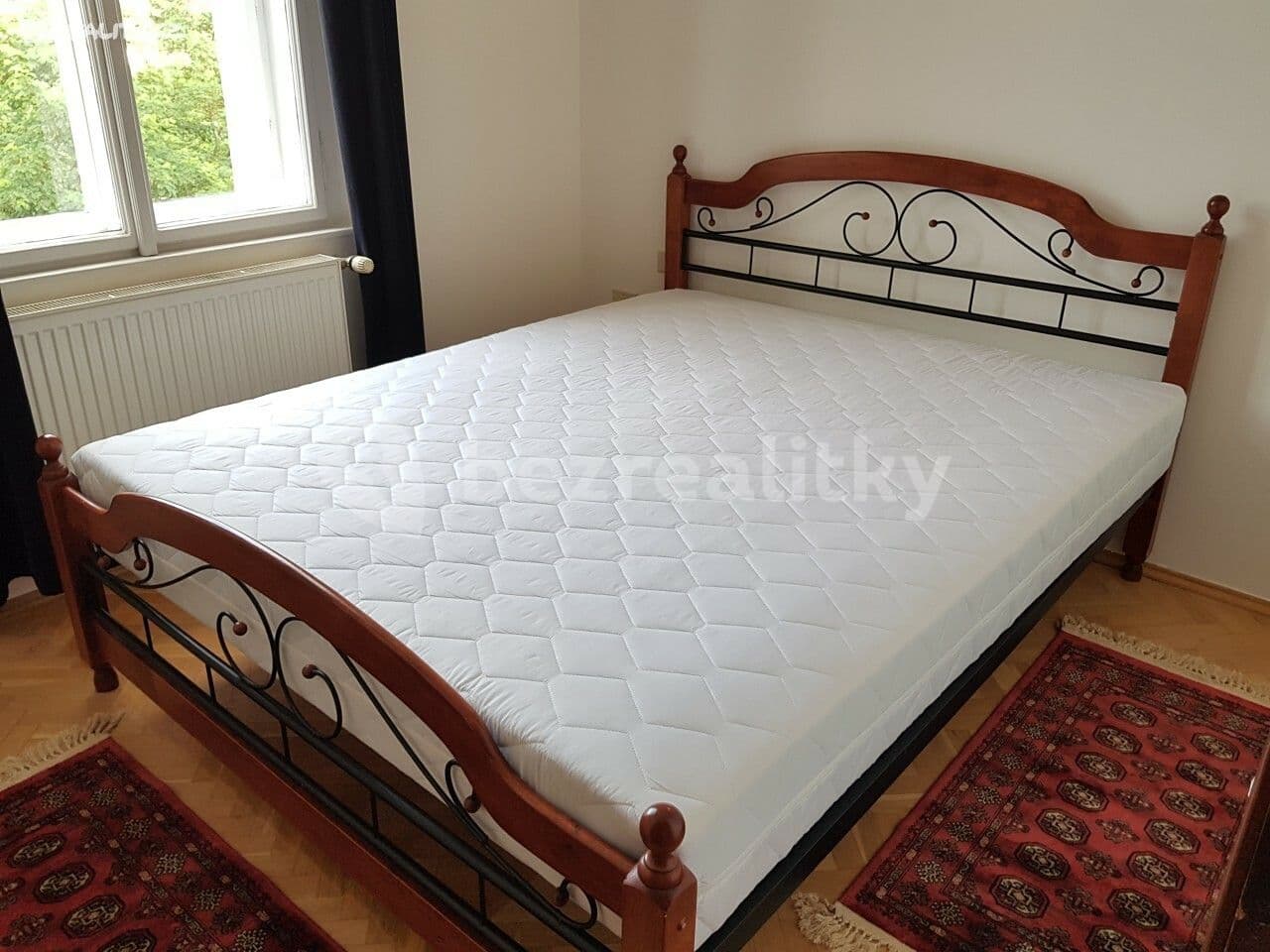 Prenájom bytu 2-izbový 50 m², Korunní, Praha, Praha Prenájom bytu 2-izbový 50 m², Korunní, Praha, Praha