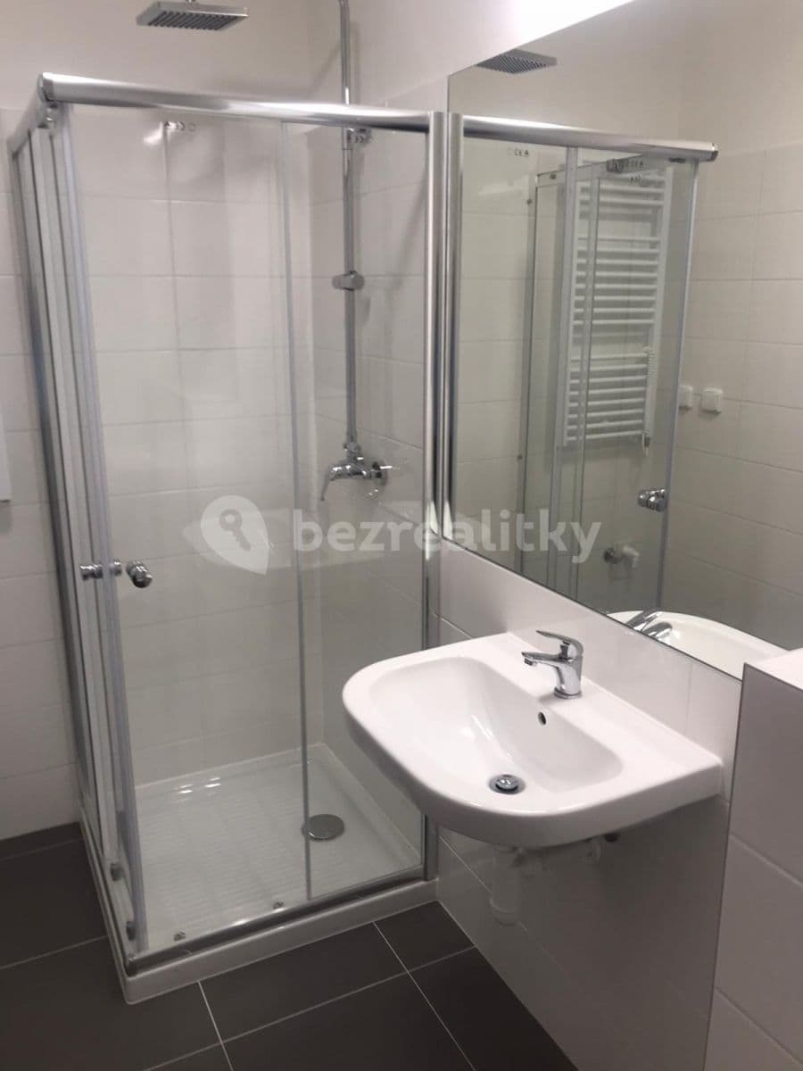 Prenájom bytu 1-izbový 29 m², Souběžná Ⅱ, Praha, Praha Prenájom bytu 1-izbový 29 m², Souběžná Ⅱ, Praha, Praha