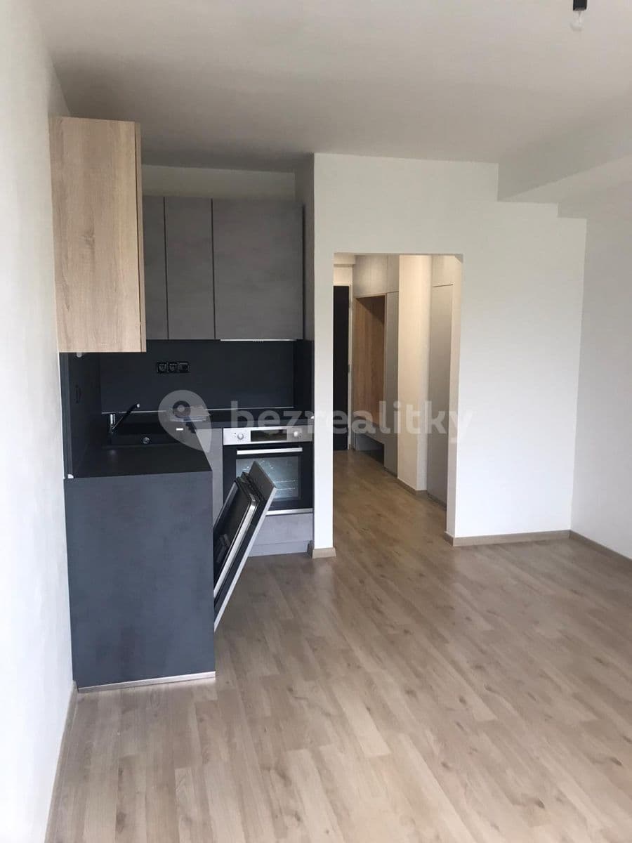 Prenájom bytu 1-izbový 29 m², Souběžná Ⅱ, Praha, Praha Prenájom bytu 1-izbový 29 m², Souběžná Ⅱ, Praha, Praha
