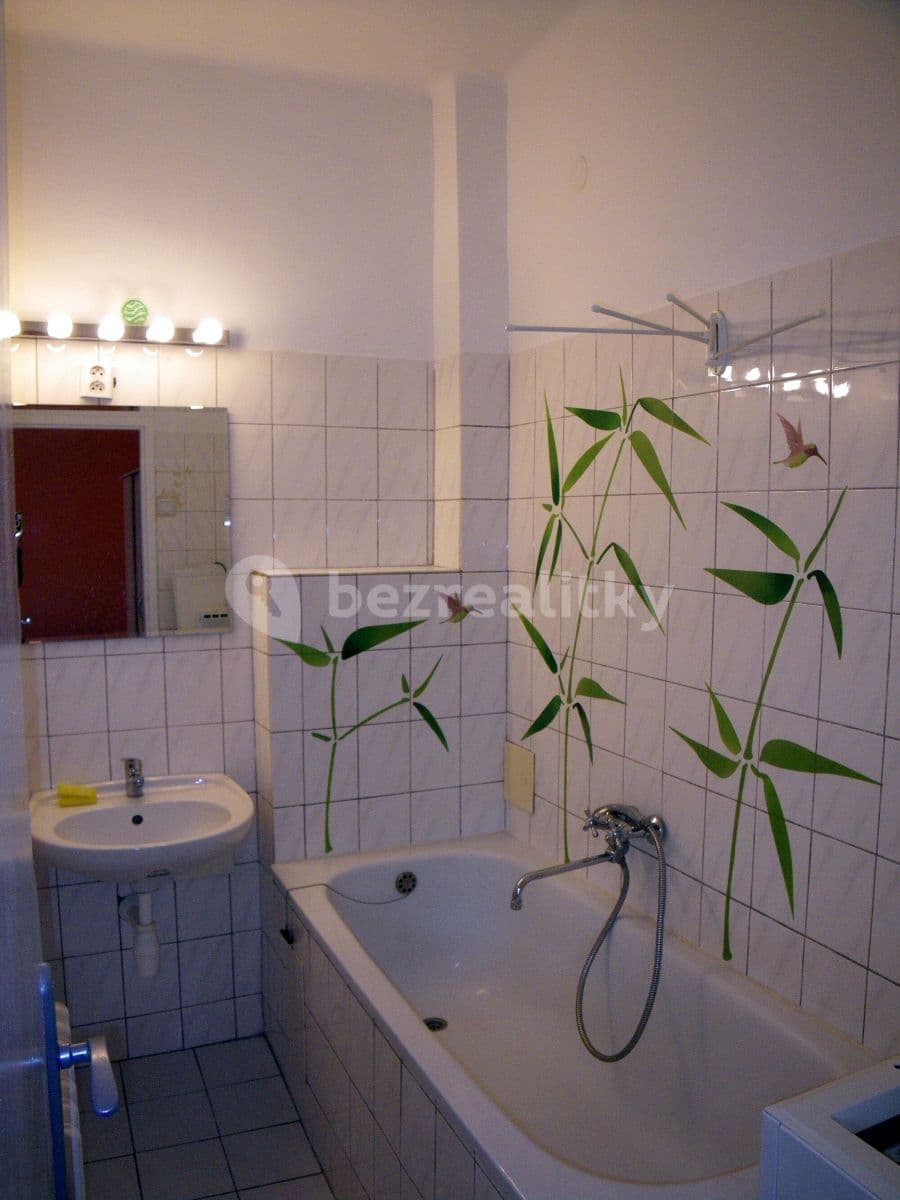 Prenájom bytu 1-izbový 52 m², Wilsonova, Bratislava - mestská časť Staré Mesto, Bratislavský kraj Prenájom bytu 1-izbový 52 m², Wilsonova, Bratislava - mestská časť Staré Mesto, Bratislavský kraj