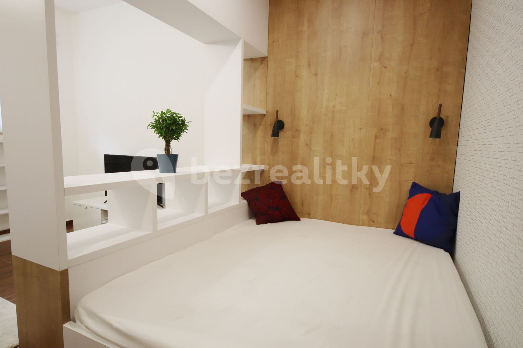 Prenájom bytu 1-izbový 33 m², Koulova, Praha, Praha Prenájom bytu 1-izbový 33 m², Koulova, Praha, Praha