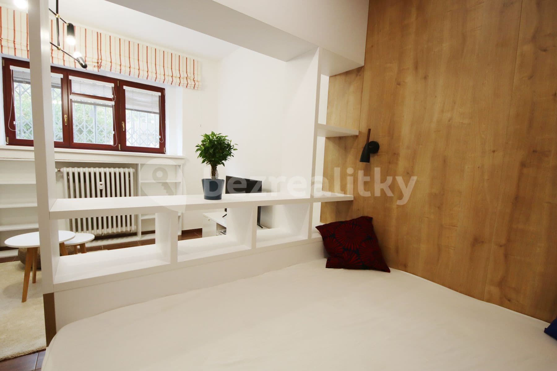 Prenájom bytu 1-izbový 33 m², Koulova, Praha, Praha Prenájom bytu 1-izbový 33 m², Koulova, Praha, Praha