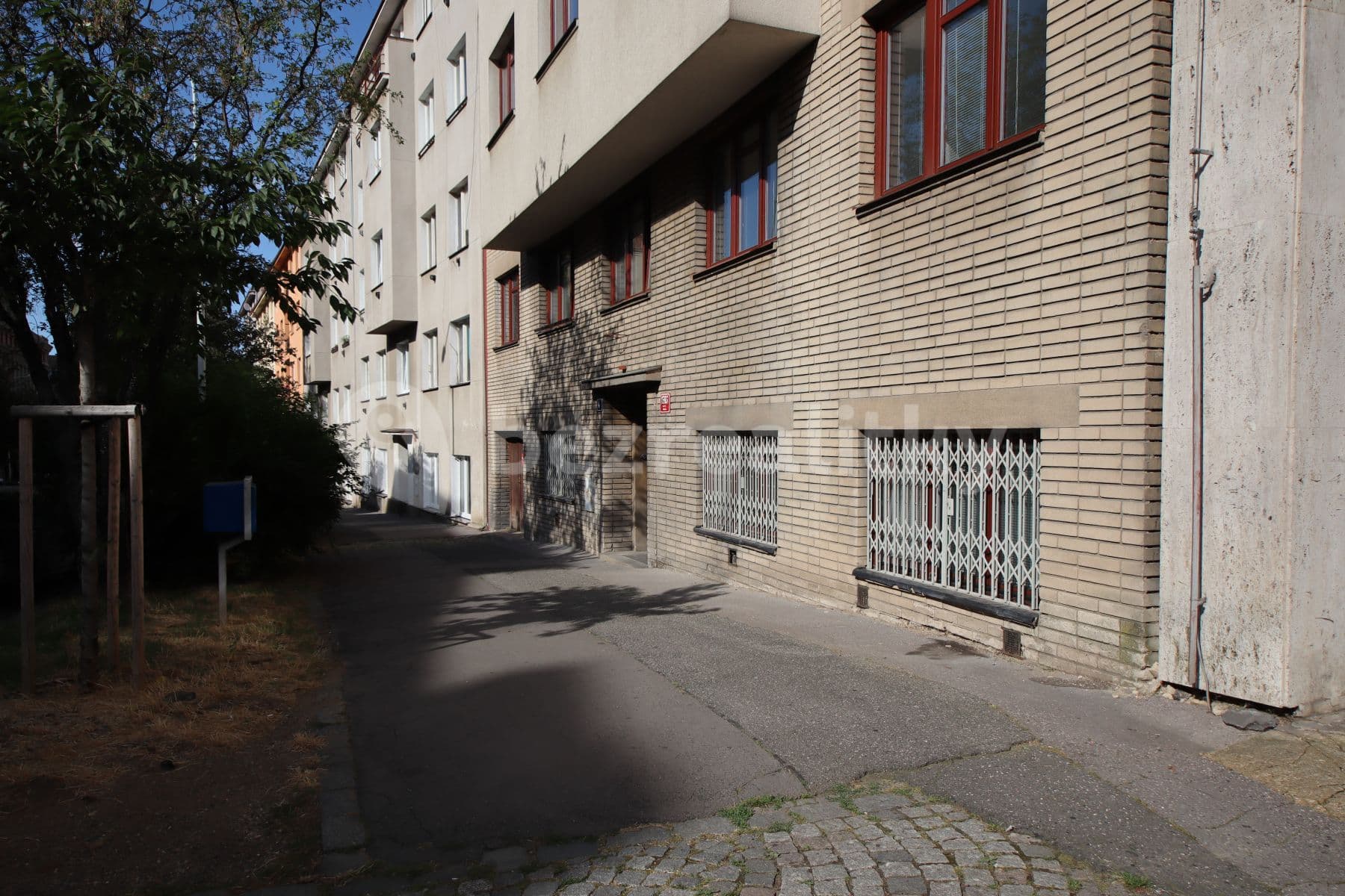 Prenájom bytu 1-izbový 33 m², Koulova, Praha, Praha Prenájom bytu 1-izbový 33 m², Koulova, Praha, Praha