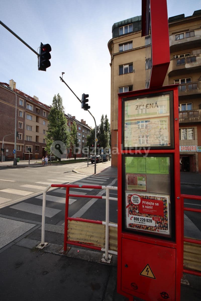 Prenájom bytu 1-izbový 33 m², Koulova, Praha, Praha Prenájom bytu 1-izbový 33 m², Koulova, Praha, Praha