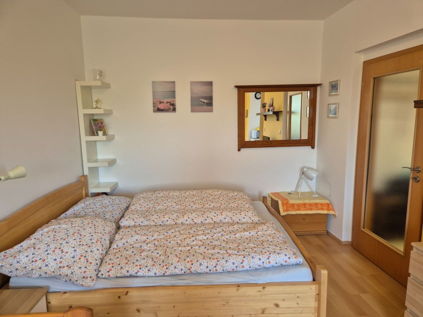 Prenájom bytu 1-izbový 37 m², Nademlejnská, Praha, Praha Prenájom bytu 1-izbový 37 m², Nademlejnská, Praha, Praha