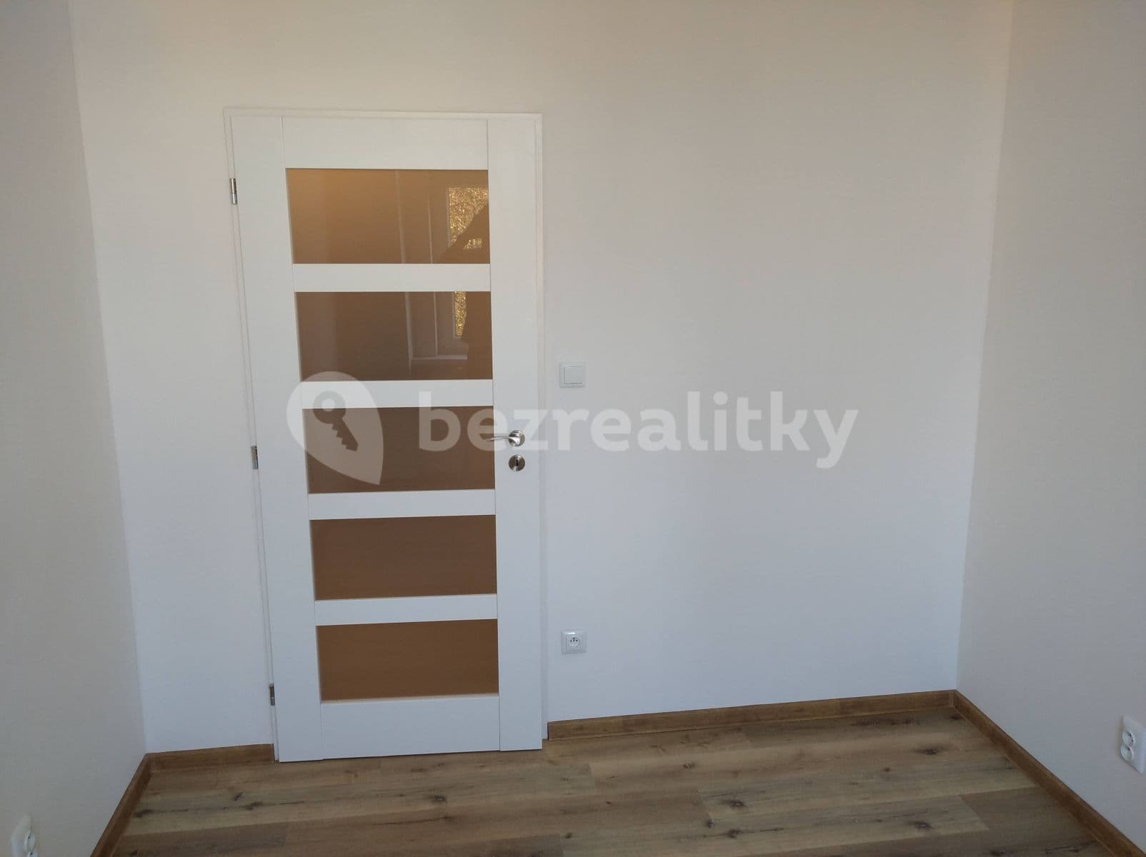 Prenájom bytu 2-izbový 42 m², Pod Vilami, Praha, Praha Prenájom bytu 2-izbový 42 m², Pod Vilami, Praha, Praha