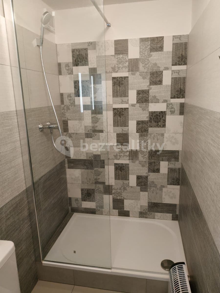 Prenájom nebytového priestoru 89 m², Na Pláni, Plzeň, Plzeňský kraj Prenájom nebytového priestoru 89 m², Na Pláni, Plzeň, Plzeňský kraj