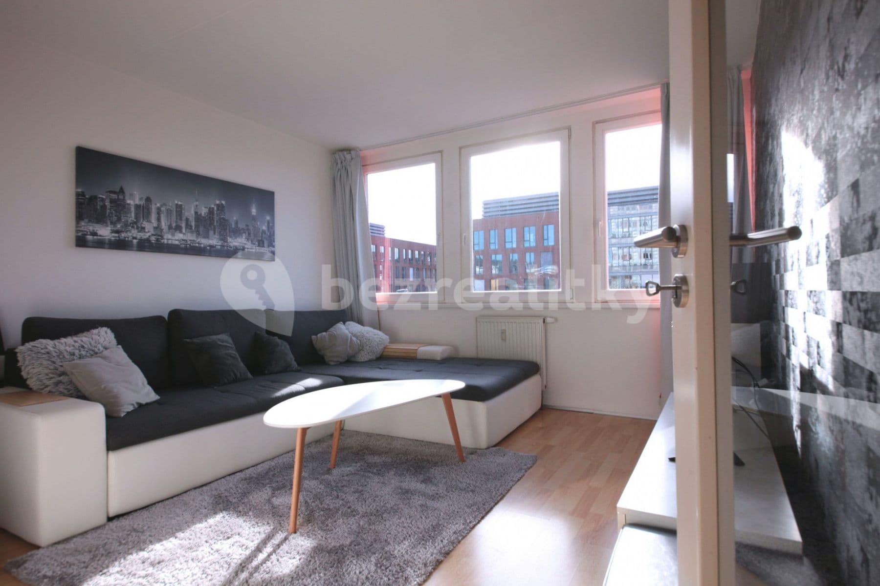 Prenájom bytu 2-izbový 46 m², Molákova, Praha, Praha Prenájom bytu 2-izbový 46 m², Molákova, Praha, Praha