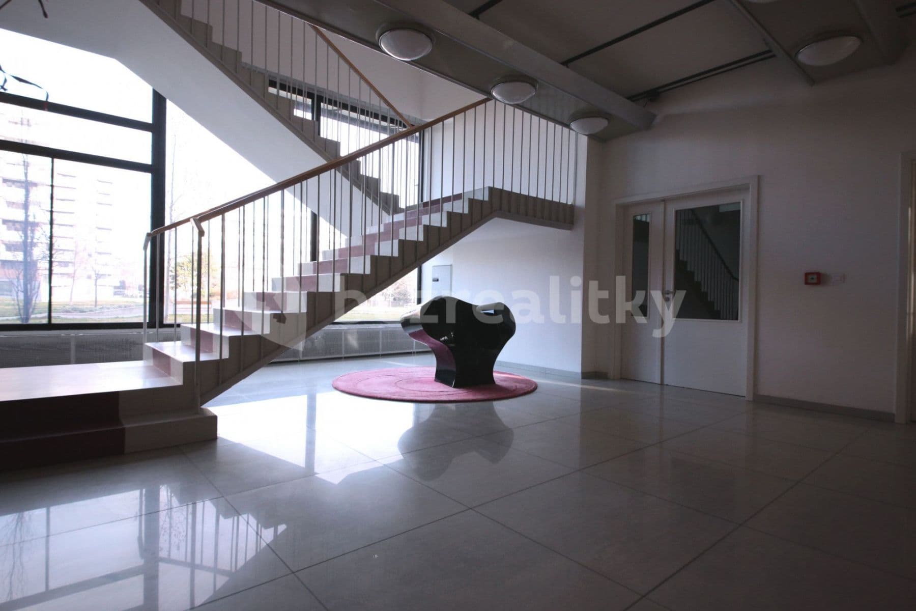 Prenájom bytu 2-izbový 46 m², Molákova, Praha, Praha Prenájom bytu 2-izbový 46 m², Molákova, Praha, Praha