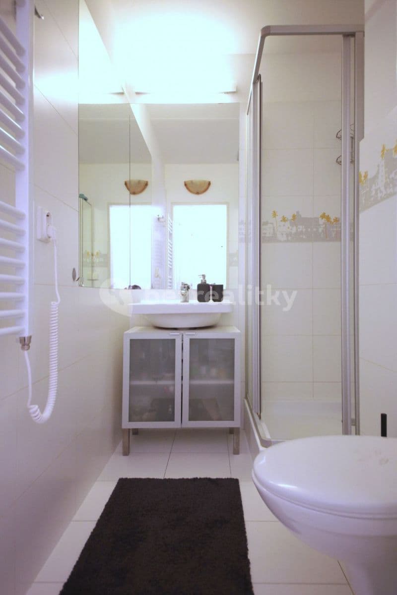 Prenájom bytu 2-izbový 46 m², Molákova, Praha, Praha Prenájom bytu 2-izbový 46 m², Molákova, Praha, Praha