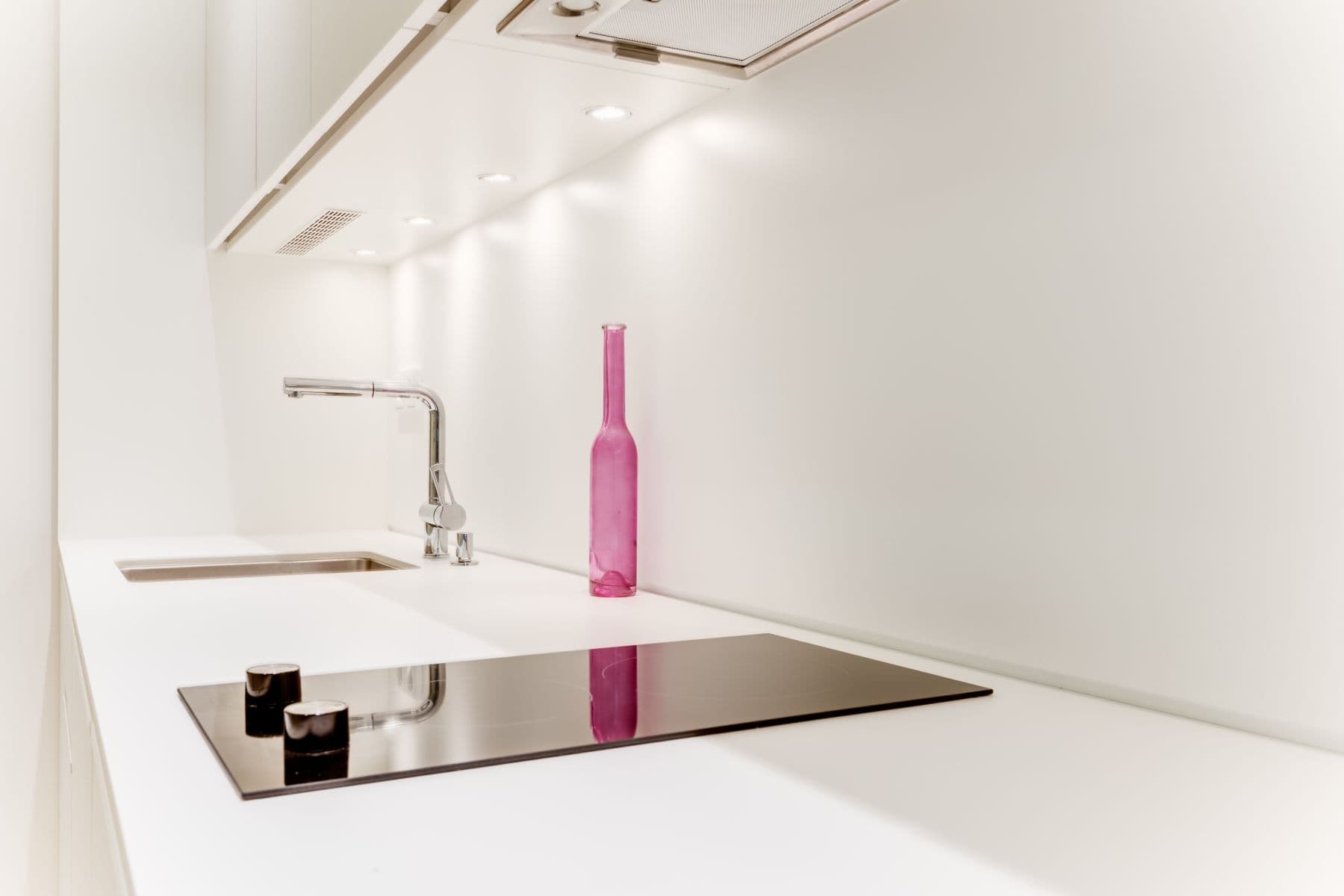 Prenájom bytu 2-izbový 35 m², Pernerova, Praha, Praha Prenájom bytu 2-izbový 35 m², Pernerova, Praha, Praha