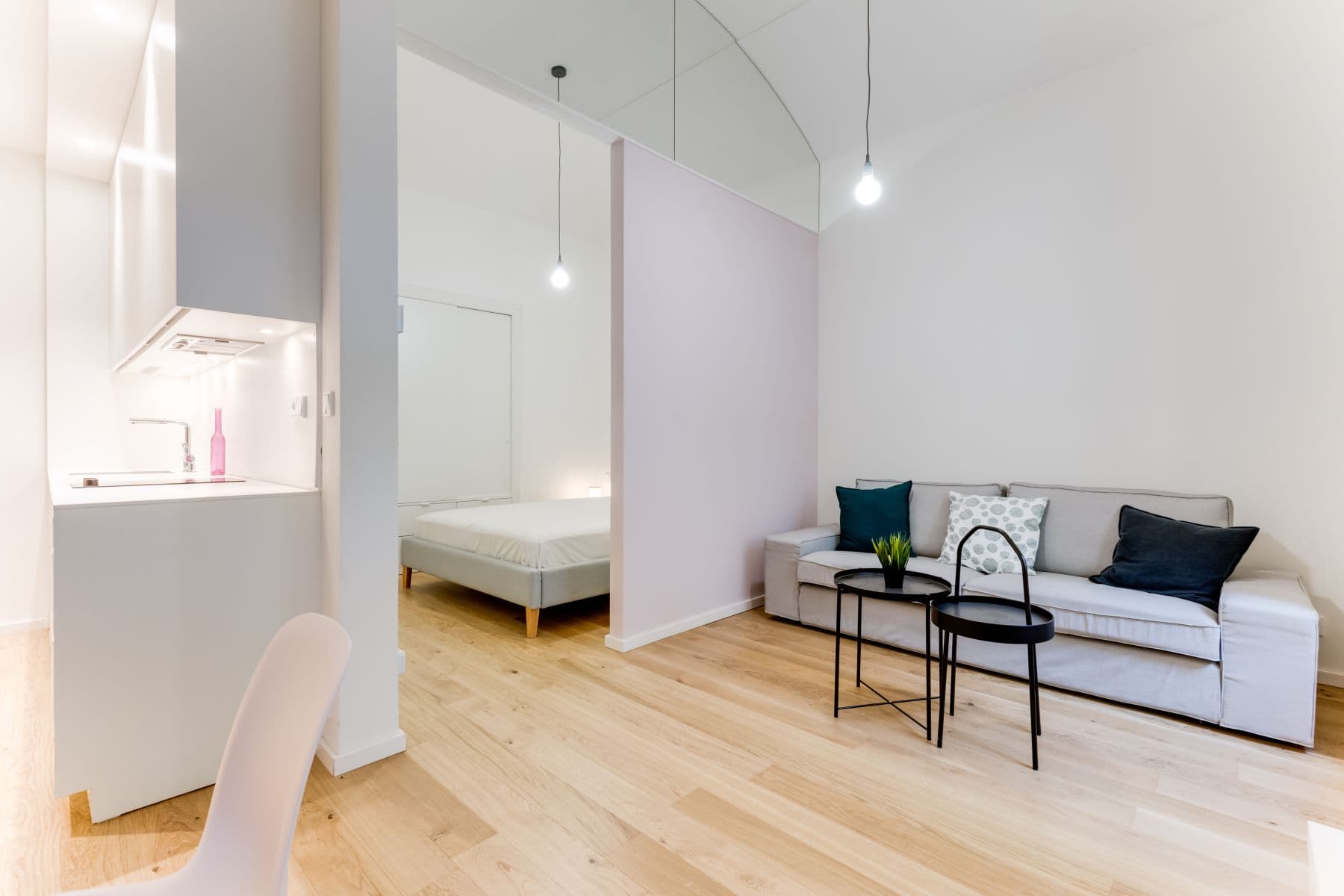 Prenájom bytu 2-izbový 35 m², Pernerova, Praha, Praha Prenájom bytu 2-izbový 35 m², Pernerova, Praha, Praha