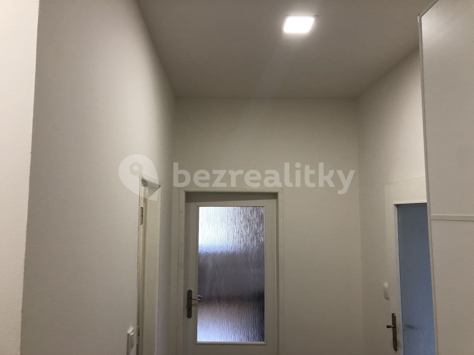 Prenájom bytu 3-izbový 67 m², Podolská, Praha, Praha Prenájom bytu 3-izbový 67 m², Podolská, Praha, Praha