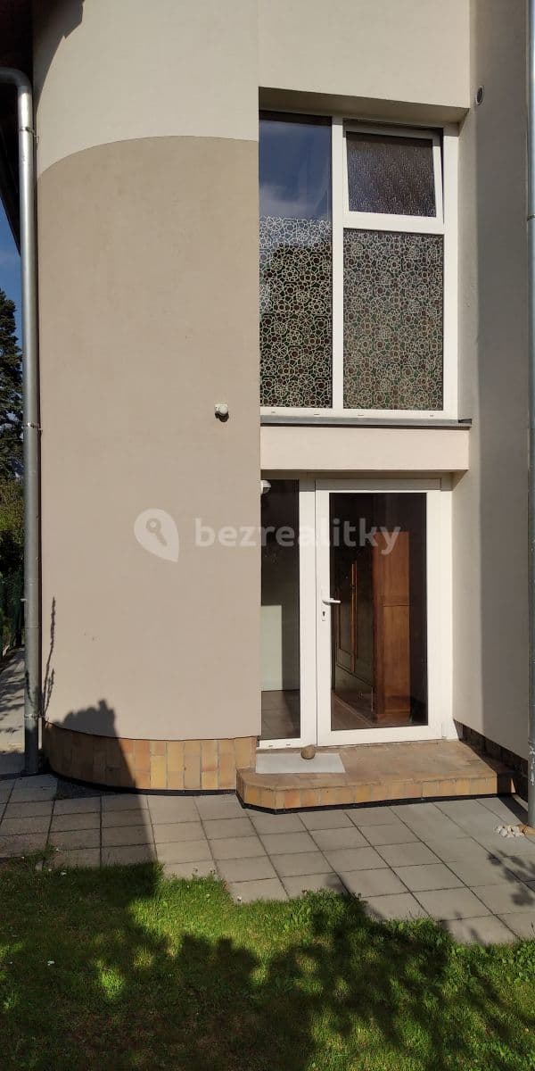 Prenájom bytu Garsoniéra 23 m², Nad Parkem, Praha, Praha Prenájom bytu Garsoniéra 23 m², Nad Parkem, Praha, Praha