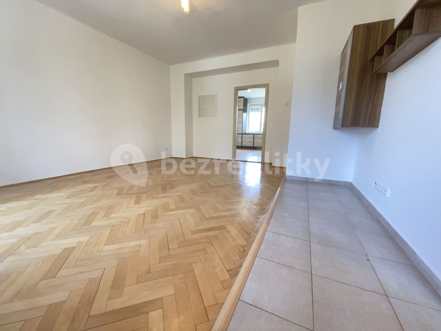 Prenájom bytu 2-izbový 54 m², Šumperská, Praha, Praha