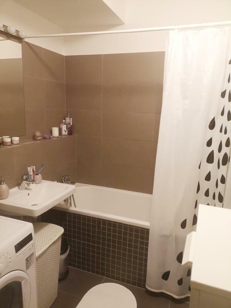 Prenájom bytu 1-izbový 34 m², Škrábkových, Praha, Praha Prenájom bytu 1-izbový 34 m², Škrábkových, Praha, Praha