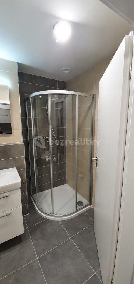 Prenájom bytu 2-izbový 46 m², Kiesewettrova, Trutnov, Královéhradecký kraj Prenájom bytu 2-izbový 46 m², Kiesewettrova, Trutnov, Královéhradecký kraj
