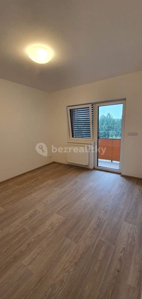 Prenájom bytu 2-izbový 46 m², Kiesewettrova, Trutnov, Královéhradecký kraj Prenájom bytu 2-izbový 46 m², Kiesewettrova, Trutnov, Královéhradecký kraj