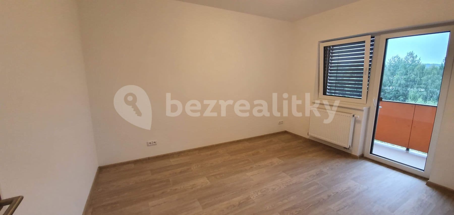 Prenájom bytu 2-izbový 46 m², Kiesewettrova, Trutnov, Královéhradecký kraj Prenájom bytu 2-izbový 46 m², Kiesewettrova, Trutnov, Královéhradecký kraj