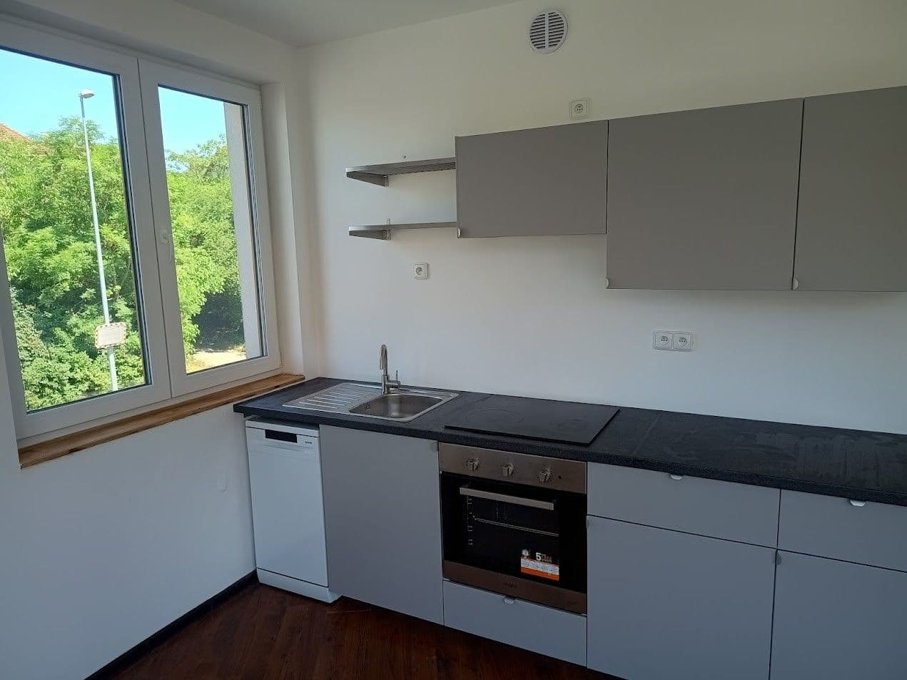 Prenájom bytu 2-izbový 56 m², K Rybníčkům, Praha, Praha Prenájom bytu 2-izbový 56 m², K Rybníčkům, Praha, Praha