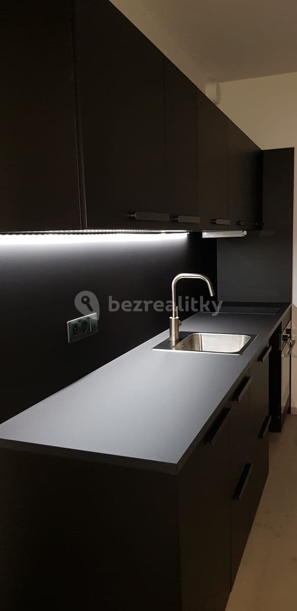 Prenájom bytu 1-izbový 31 m², Zelnice II, Slavkov u Brna, Jihomoravský kraj Prenájom bytu 1-izbový 31 m², Zelnice II, Slavkov u Brna, Jihomoravský kraj