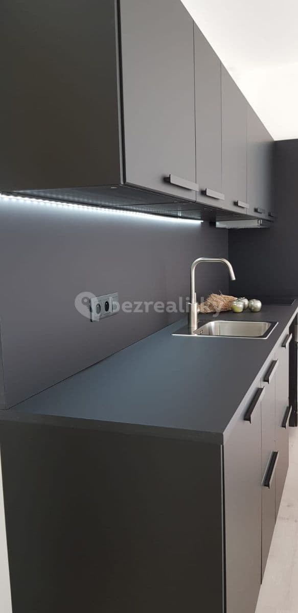 Prenájom bytu 1-izbový 31 m², Zelnice II, Slavkov u Brna, Jihomoravský kraj Prenájom bytu 1-izbový 31 m², Zelnice II, Slavkov u Brna, Jihomoravský kraj